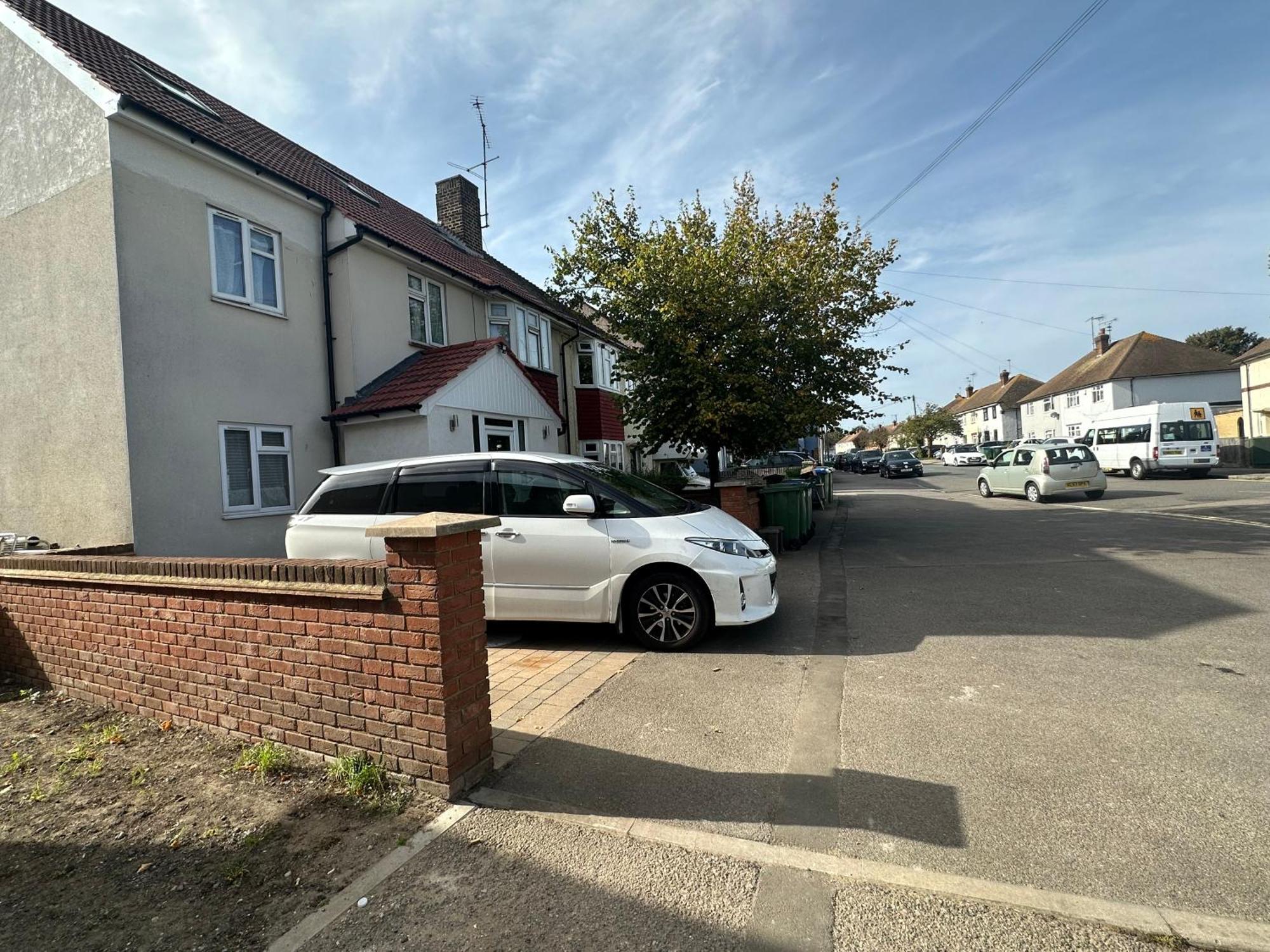 Luxury Ensuite Studio In Crayford Dartford Bexley London With Full Kitchen And Side Garden Alleyway Entrance Erith 外观 照片